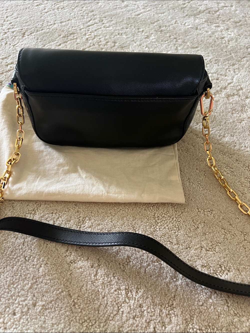 Tory Burch Black Leather Crossbody with Gold Chain Accent - Picture 6 of 8